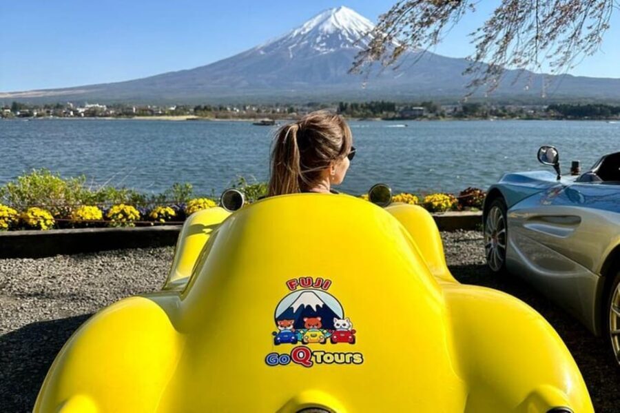 Lake Kawaguchiko: Electric Mini Car Guided Tour - The 3-hour flow: briefing, lake driving, Fuji photo stops, coffee break