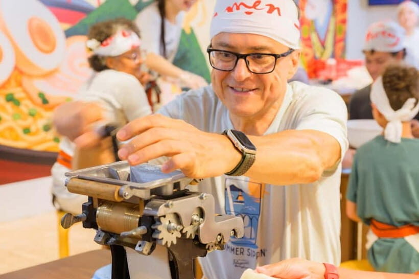 Lake Kawaguchiko: Ramen Cooking Class with Souvenir - The 90-Minute Ramen Workshop: From Noodles To The Bowl
