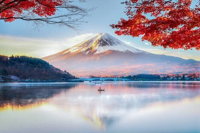 Mount Fuji and Hakone Private Tour with Pickup from Tokyo - From Chureito Pagoda to Lake Kawaguchiko: the Fuji “front row” route